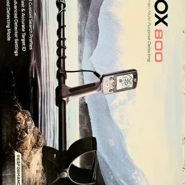 Minelab Equinox 800 with 15" coil and headphones