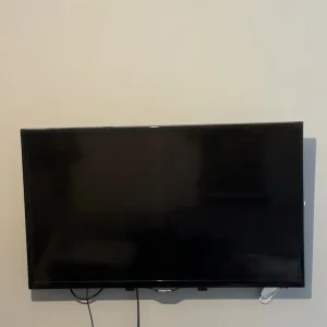 32 Inch Samsung Tv - Image 3