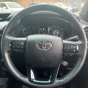 2021 Toyota Hilux Invincible X D/Cab Pick Up 2.8 D-4D Auto - Image 8
