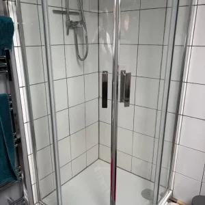 Corner shower cubicle - Image 2