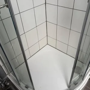 Corner shower cubicle