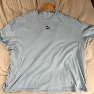 PUMA Light Blue Logo T-Shirt (XL) - Image 2