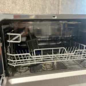 Counter top dishwasher