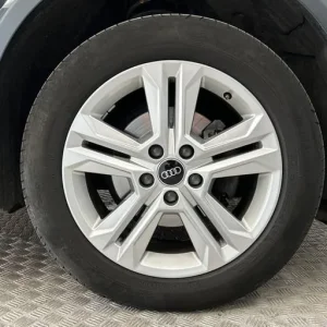 Audi Q2 SUV 1.0 30 TFSI Sport Petrol Manual - Image 5