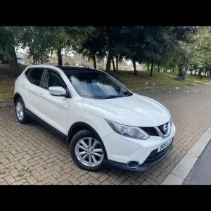 2014 Nissan Qashqai Manual 5-door Hatchback