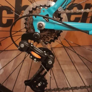 Mens 18 inch frame 6 speed mountain bike - Image 6