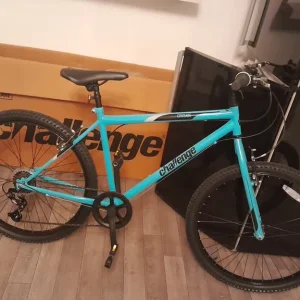 Mens 18 inch frame 6 speed mountain bike - Image 7