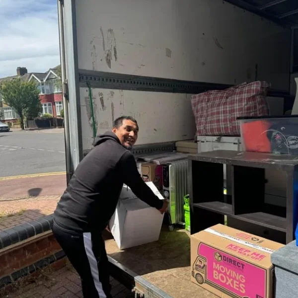 removal van with full moving gear 🚚