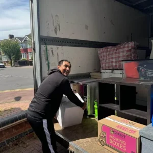 removal van with full moving gear 🚚