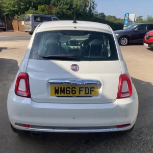 2016 Fiat 500 1.2 Lounge 3-door Hatchback - Image 5