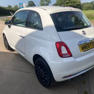 2016 Fiat 500 1.2 Lounge 3-door Hatchback - Image 6
