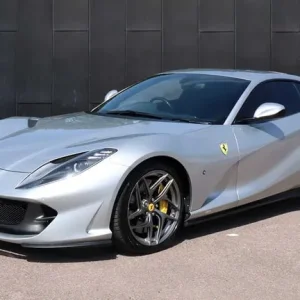 2019 Ferrari 812 Superfast 2dr Coupe - Image 3