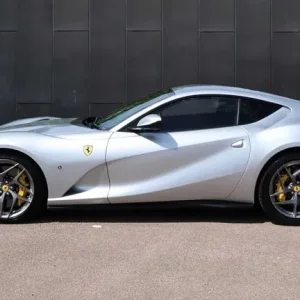 2019 Ferrari 812 Superfast 2dr Coupe - Image 4