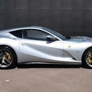 2019 Ferrari 812 Superfast 2dr Coupe - Image 8