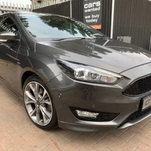 2018 Ford Focus 1.5 EcoBoost ST-Line 5-door hatchback petrol manual