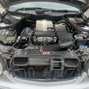 Mercedes-Benz C-Class Saloon 2005 1796cc 4-door - Image 3