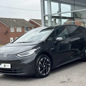 2021 Volkswagen ID3 Electric Hatchback - Image 3