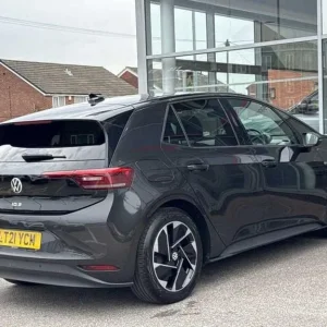 2021 Volkswagen ID3 Electric Hatchback - Image 7