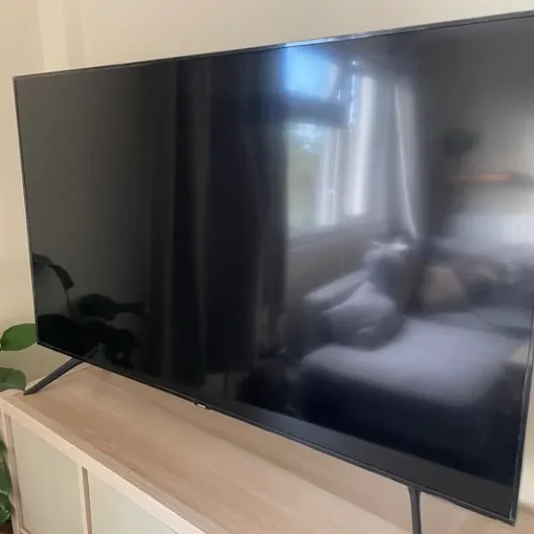 Samsung 55” smart TV
