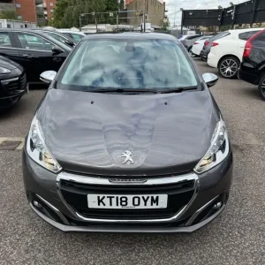 2018 Peugeot 208 1.2 PureTech Allure Euro 6 (s/s) 5dr Hatchback Petrol Manual - Image 8