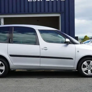 2010 Skoda Roomster 1.6 SE Auto 5-door MPV - Image 6