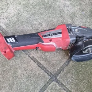 Milwaukee M18 CAG115XPDB Fuel Grinder - Image 3