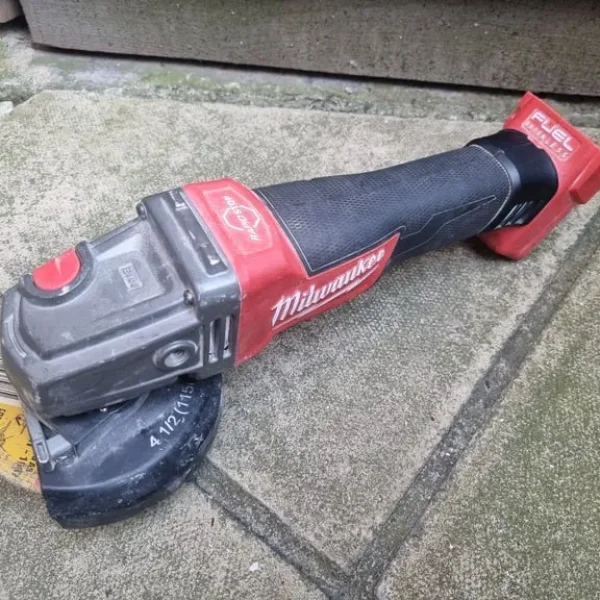 Milwaukee M18 CAG115XPDB Fuel Grinder