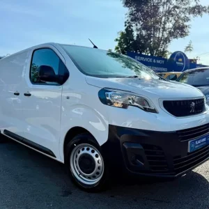 2020 Peugeot Expert 1.5 BlueHDi Panel Van - Image 1