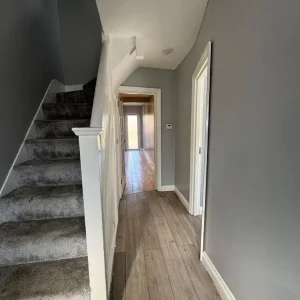 4 Bed House with Studio Flat - Image 7