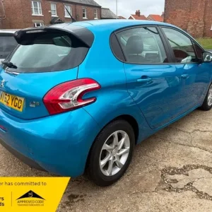 2012 Peugeot 208 E-HDI Active Automatic Hatchback - Image 4