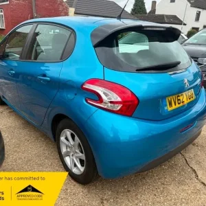 2012 Peugeot 208 E-HDI Active Automatic Hatchback - Image 5