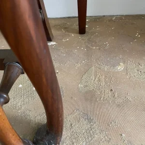 Wooden chair with arms - Image 3