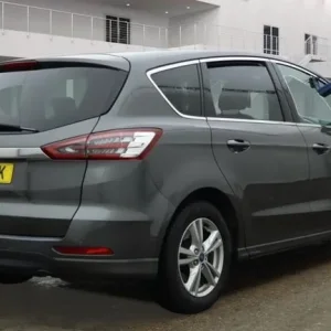 2017 Ford S-Max 2.0 TDCi 150 Titanium 5dr with sat nav and DAB - Image 4
