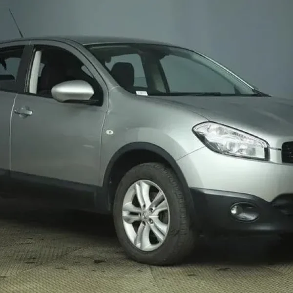 2011 Nissan Qashqai 1.5 dCi Acenta 2WD Diesel Manual Hatchback