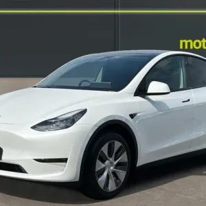 2024 Tesla Model Y Long Range AWD 5dr Auto with Panoramic Sunroof and Heated Seats - Image 7