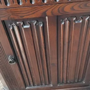 Solid Oak Corner Cabinet with Leaded Glass and Linenfold Door - Image 5