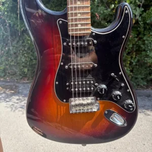 Fender Stratocaster - Image 2