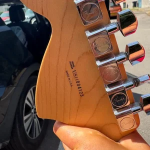 Fender Stratocaster - Image 5