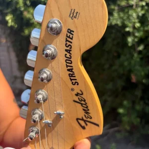 Fender Stratocaster - Image 6