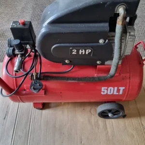 Sealey 50L Air Compressor - Image 4