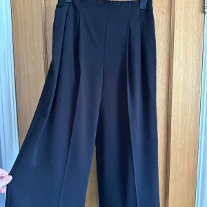 Bundle of clothes - Image 7