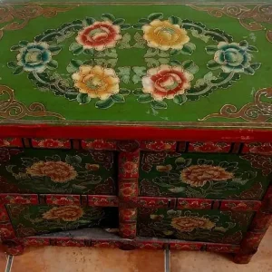 old wooden Chinese cabinet. - Image 2