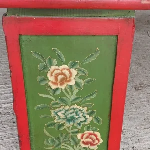old wooden Chinese cabinet. - Image 3