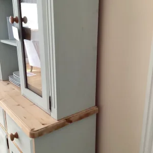 Dresser display cabinet - Image 4