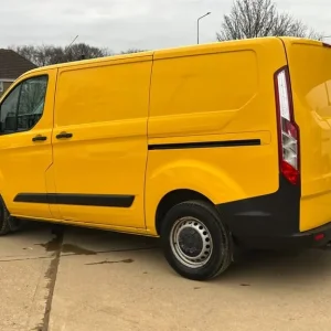 2019 Ford Transit Custom 2.0 340 EcoBlue Leader Panel Van 5dr Diesel Manual L1 H1 Euro 6 (s/s) (1... - Image 5