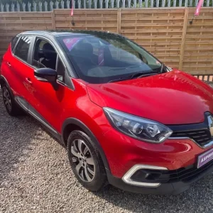 2018 Renault Captur 0.9 TCe ENERGY Play Euro 6 5-door hatchback manual - Image 4