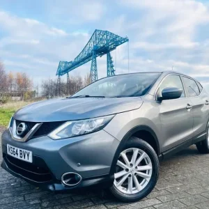 2015 Nissan Qashqai 1.2 DIG-T Acenta Premium 2WD Euro 5 5-door hatchback