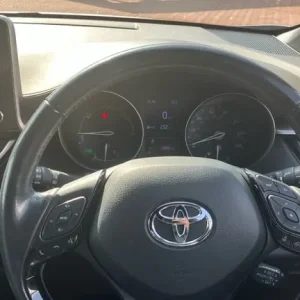 2020 Toyota C-HR 1.8 Hybrid Excel 5-door - Image 8