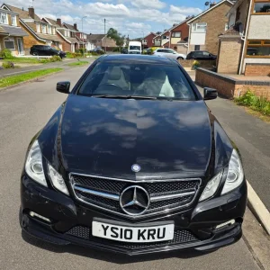 Mercedes-Benz E-Class Coupe 2010 3.0L Diesel - Image 3