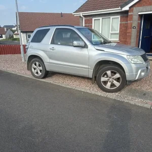 Suzuki Grand Vitara Estate 2011 2393cc 3-door - Image 3